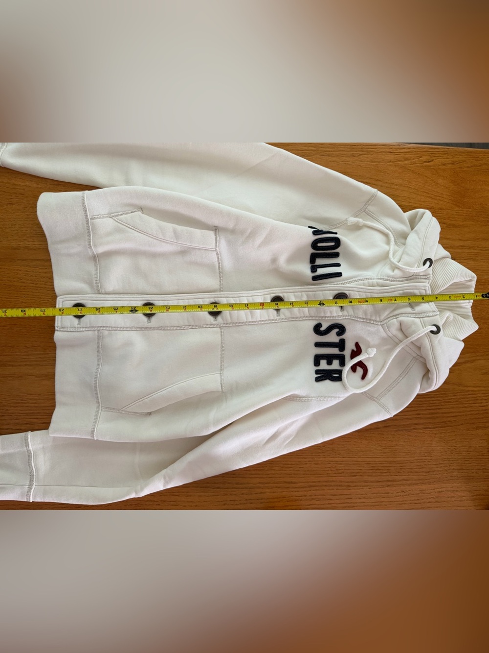 Hollister Sweatshirt - Picture 3 of 4